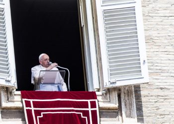 El papa expresa su preocupación por la situación en Nicaragua y pide diálogo