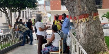 Fundasalud realiza jornada de vacunación en la Plaza Bolívar de Valera