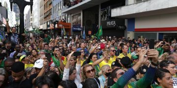 Bolsonaro inicia su campaña por la reelección en la ciudad donde fue apuñalado