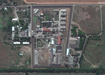 Se recrudecen combates en Donetsk, mientras Kiev insiste en evacuar la región