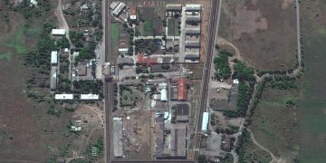 Se recrudecen combates en Donetsk, mientras Kiev insiste en evacuar la región