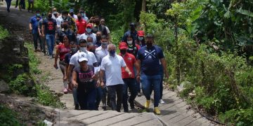 Gobernador Bernal encabeza atención a familias afectadas en La Granzonera