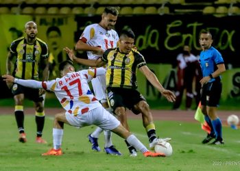 La ausencia del gol es el “coco”  de los aurinegros  