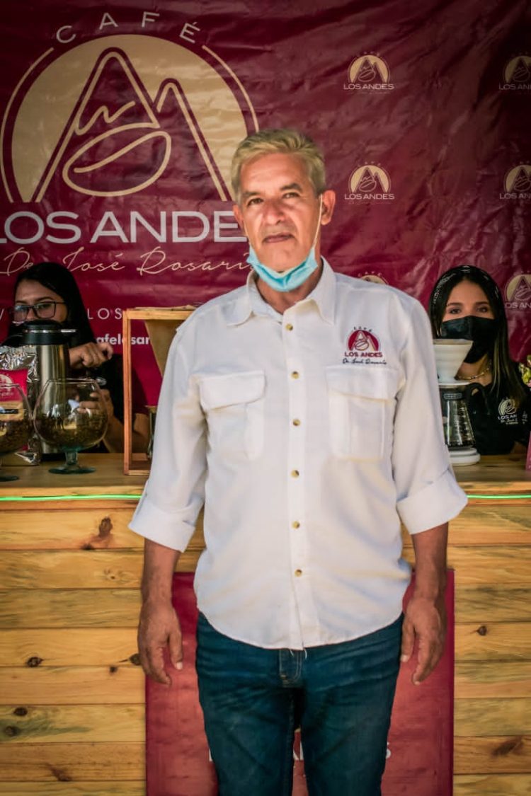 Café Los Andes de José Rosario: Un café con aroma delicioso y sabor inconfundible