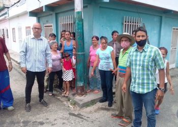 Sector uno de El Milagro protestó por falta de luz y mal estado de las calles