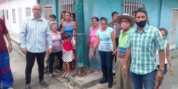 Sector uno de El Milagro protestó por falta de luz y mal estado de las calles