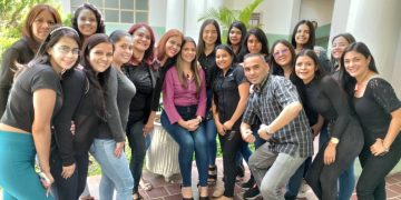 Plan de negocios en revista digital plasmaron estudiantes de UPTT Boconó