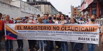 Docentes advierten que iniciarán las manifestaciones de calle ante los oídos sordos del gobierno 