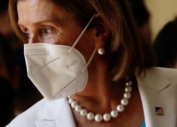 Pelosi llega a Corea del Sur desde Taiwán para seguir con su gira asiática