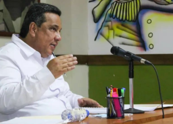 Gobernador de Trujillo actuará contra comerciantes que no usen el dólar del BCV