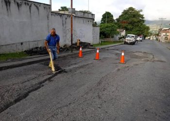 Continúan reparaciones viales en Boconó