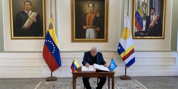 Venezuela revisa con ONU «medidas de protección» en área humanitaria