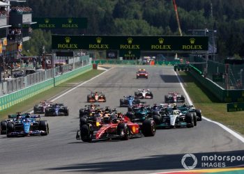 Max Verstappen lo vuelve a hacer, remontó 13 posiciones y se consagró en Bélgica