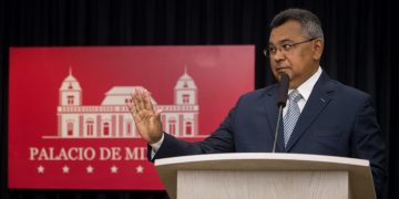 Gobierno instala mesas técnicas para mejorar servicios públicos