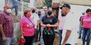 Alcaldesa Angie Quintana supervisó trabajos de sustitución de tuberías en Plata III