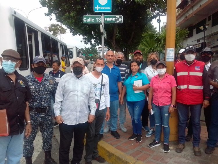 Autoridades municipales tomaron la AV. Bolívar
