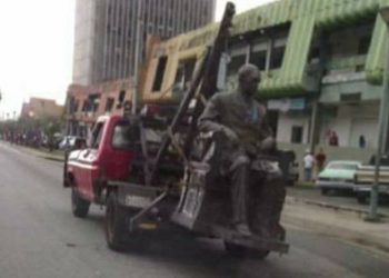Mérida conmocionada ante informaciones confusas sobre aparición de estatua en bronce de Andrés Bello