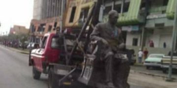 Mérida conmocionada ante informaciones confusas sobre aparición de estatua en bronce de Andrés Bello