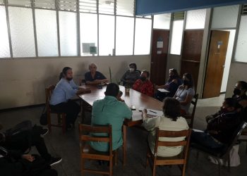 Daes-ULA entregó nómina de becarios y preparadores exigiendo mejoras para los estudiantes