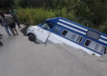 Cráter se traga una buseta entre El Vigía y la Palmita