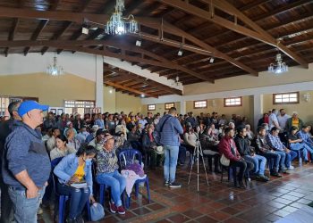 Agroproductores y autoridades se unen en defensa de la producción nacional
