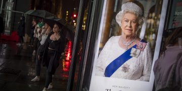 El mundo cierra una era con la muerte de Isabel II