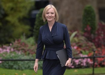 Truss promete acciones rápidas contra la crisis energética y bajar los impuestos