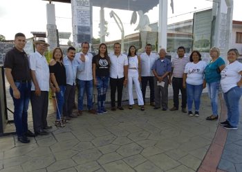 Celebran con misa y pastel aniversario de AD en Isnotú