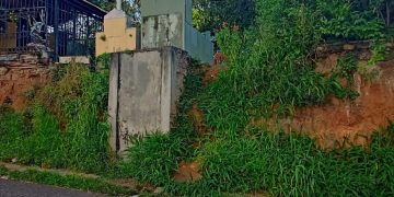 Advierten que cementerio municipal de San Cristóbal se está cayendo a pedazos 