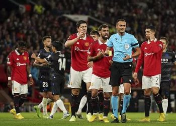 Roma y Manchester United fallaron en sus debuts en la Europa League