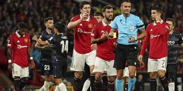 Roma y Manchester United fallaron en sus debuts en la Europa League