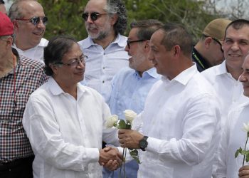 Petro dice que la apertura de la frontera con Venezuela debe mejorar los DDHH en la región