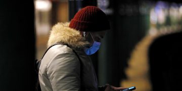 Los problemas emocionales alargan los síntomas de la covid-19, según un estudio