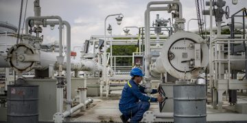 Rusia amenaza con cortar el suministro de petróleo si los países limitan su precio