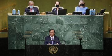 Petro pide ante la ONU acabar con la «irracional» guerra contra las drogas