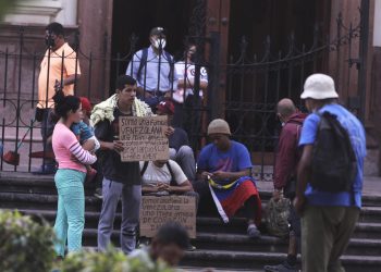 Inmigrantes venezolanos que van hacia EE.UU. denuncian atropellos en Honduras