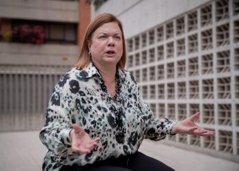 Sundde vigila que se aplique la tasa de cambio oficial del dólar en los comercios