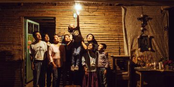 Pueblos rurales de México por fin ven la luz gracias a los paneles solares