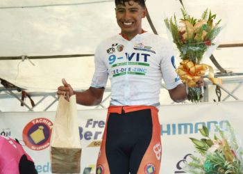Arlex Méndez dominó a placer la segunda etapa de la Vuelta a la Juventud