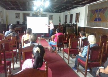 Dictado taller de prevención parasitológica a comerciantes informales de Valera