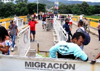 Frontera/ Movilidad comercial a partir del 26 de septiembre será progresiva