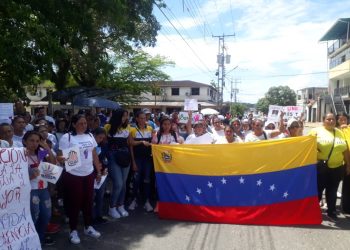 Habitantes del municipio Fernández Feo exigen justicia ante femicidio registrado 