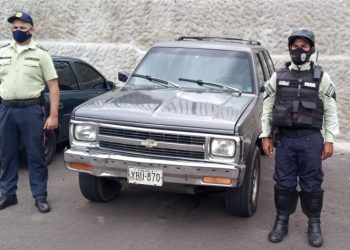 Policía Municipal de San Cristóbal recupera vehículo solicitado por robo