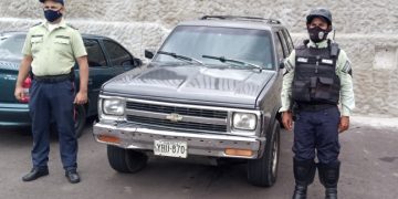 Policía Municipal de San Cristóbal recupera vehículo solicitado por robo