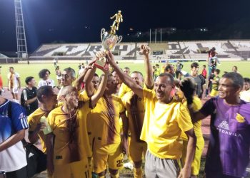 Leyendas del Trujillanos FC alzaron la Copa de los 41 Años