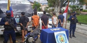 Detienen a 5 personas por microtráfico de drogas