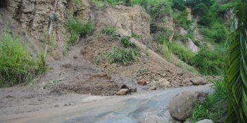 Continúa restringido el paso vehicular de Valera a Carvajal por La Arboleda