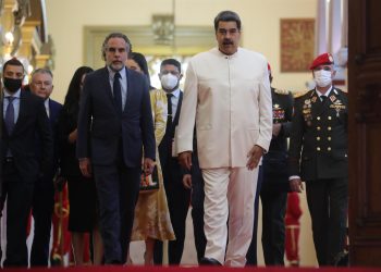 Venezuela y Colombia trabajan en comisiones técnicas para reabrir la frontera