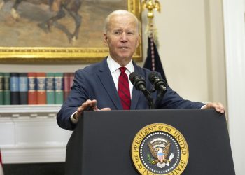 Biden dice que no es lógico deportar migrantes a Venezuela, Cuba y Nicaragua