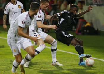 Sancho y Cristiano Ronaldo enderezan el camino europeo del Manchester United